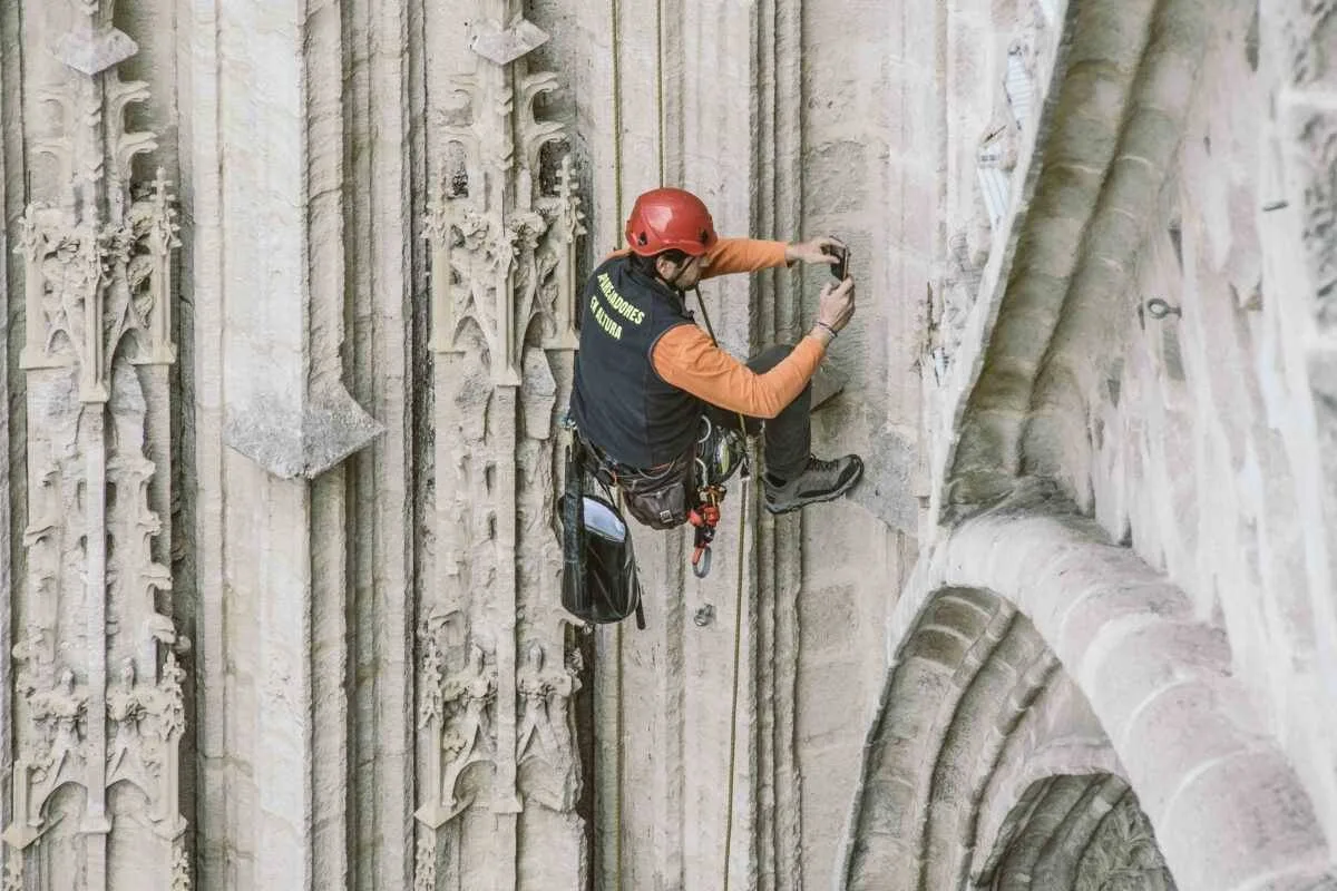 Más de 400 empresas participaron en proyectos para la Catedral de Sevilla en 2025