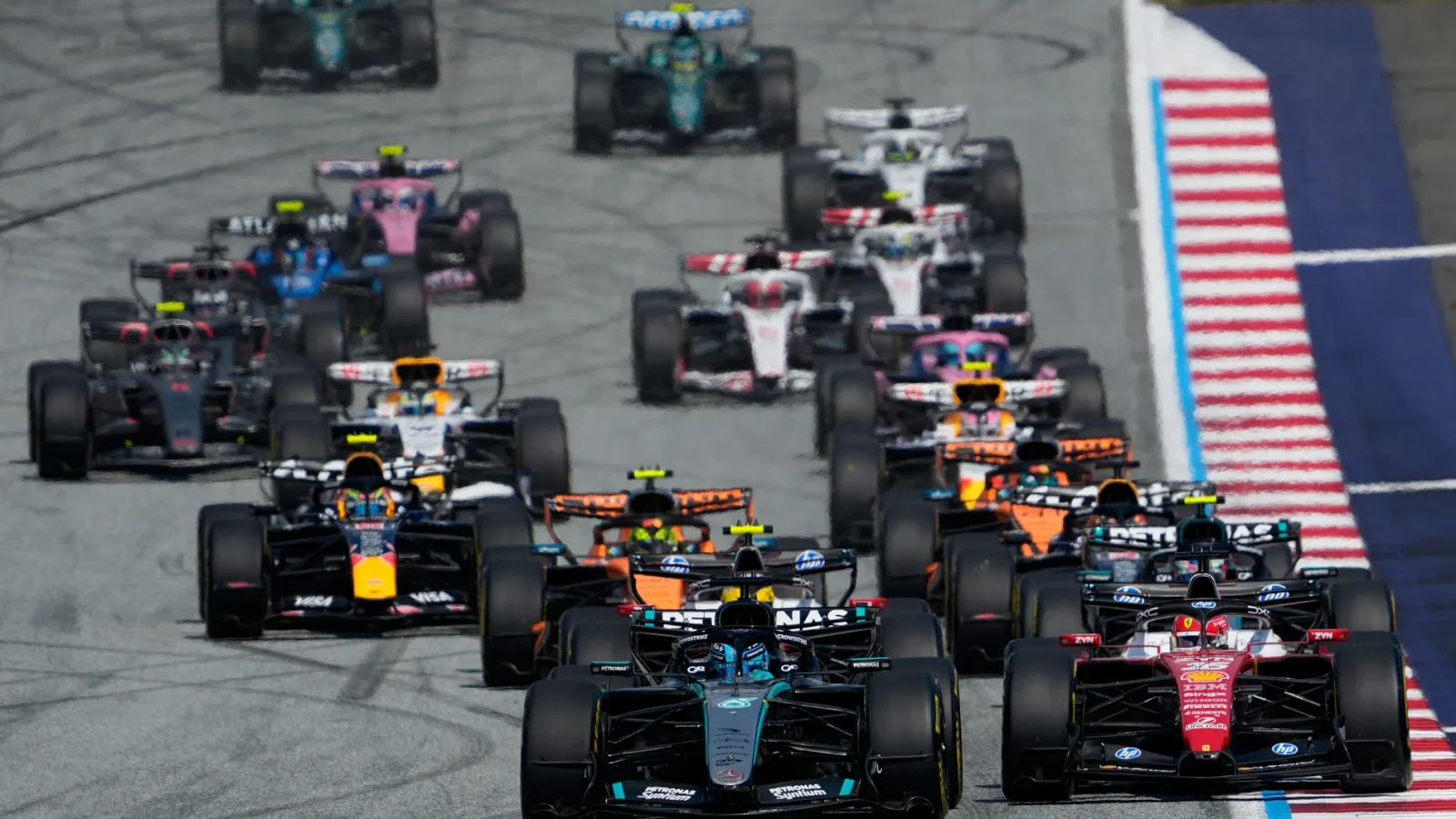Mercedes busca mantener su dominio en Silverstone, escenario de la novena fecha de la F1