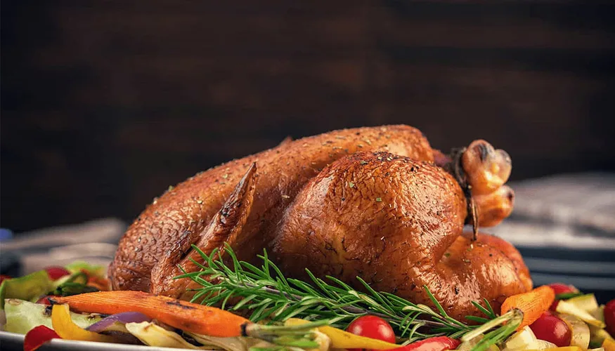 Pollo asado lidera la demanda estival con precios más bajos y mayor oferta