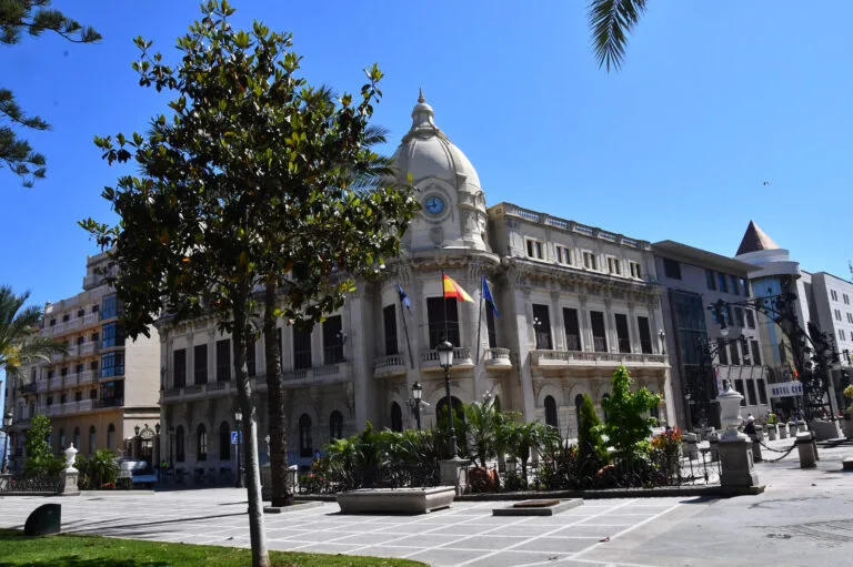 Sindicatos exigen al Ayuntamiento de Ceuta iniciar negociación de nuevo convenio colectivo