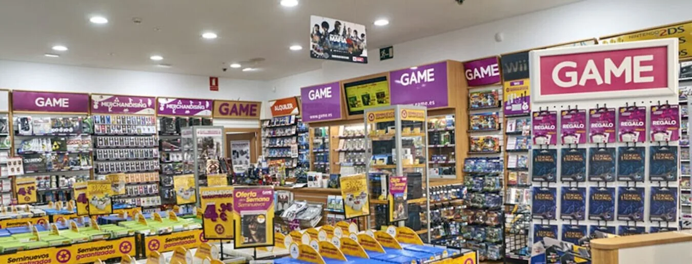 Tiendas españolas reaccionan ante el fin del formato físico en consolas PlayStation