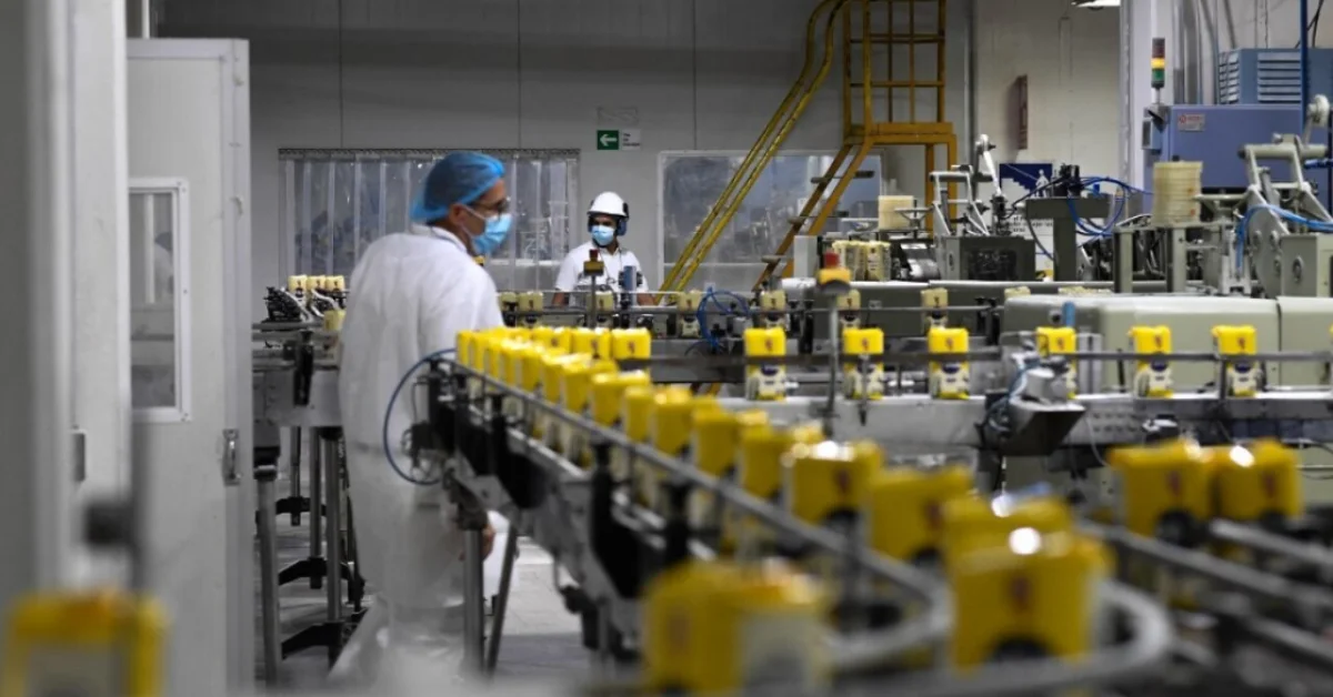 Empresarios evalúan ventajas y desventajas de afiliarse a la Canaco en 2023.