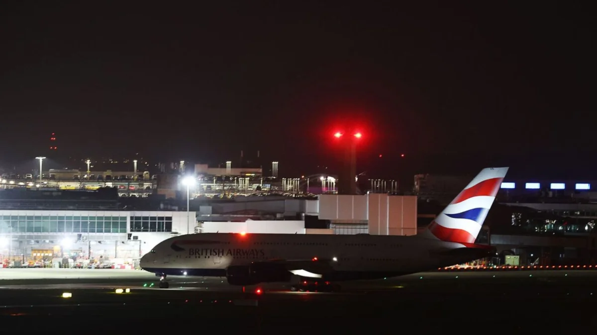 Impacto del cierre del aeropuerto de Heathrow: viajeros afectados y rutas alternativas el 21 de marzo